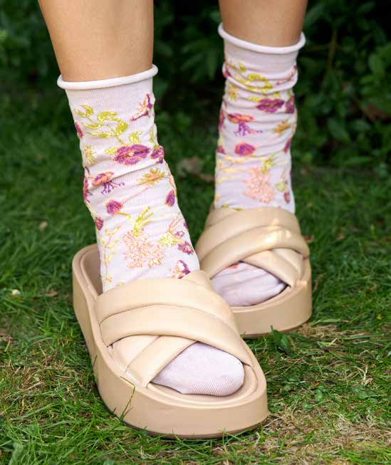 BELLA BALLOU 2021SSコレクションルック画像