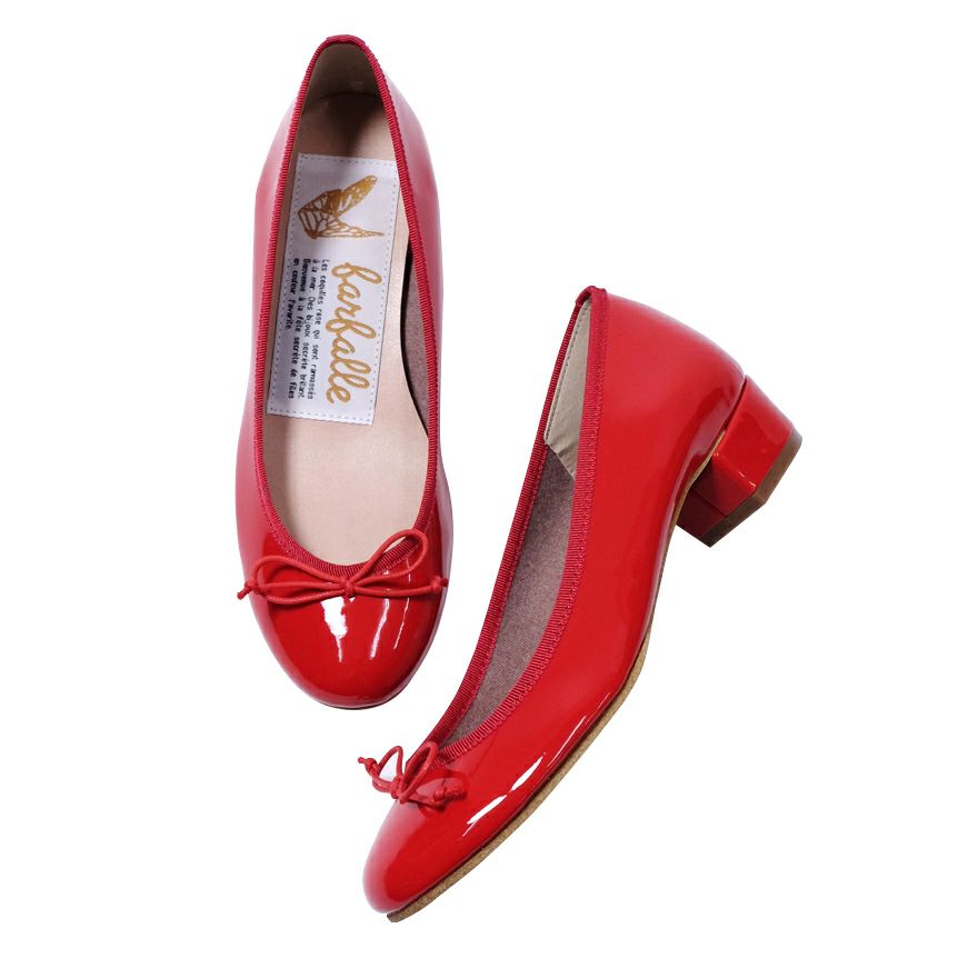 今回のコーデに使用した3cmヒールバレエ(エナメル)