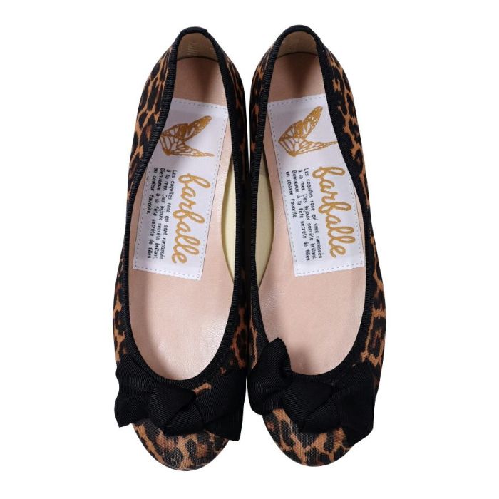 今回のコーディネートに使用した晴雨兼用撥水加工生地を使ったバレエシューズはこちら