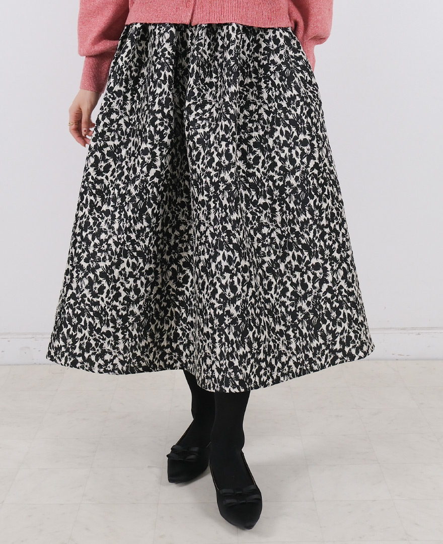 神戸・山の手フラワージャガードスカート