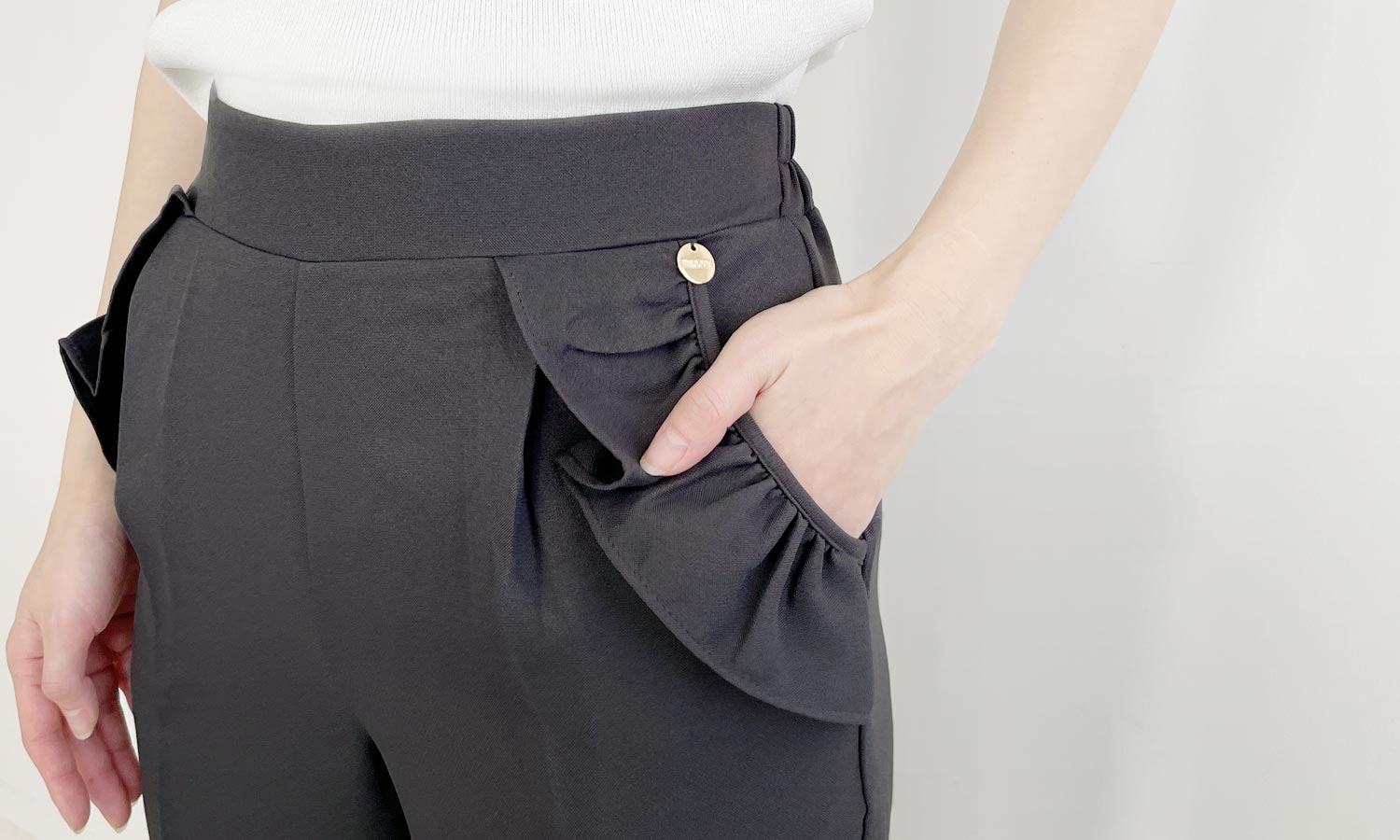 神戸・山の手ポケットフリルパンツ / TRECODE公式通販 スカートコーデ 