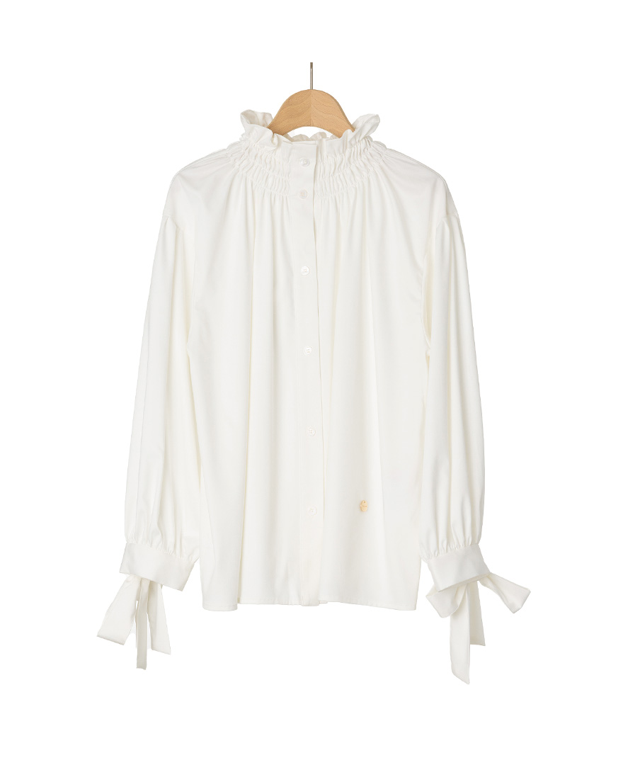 袖リボンブラウス