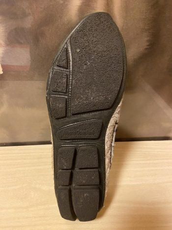スネーク革を使ったアルベルト ガルディアーニの珍しいドライビングシューズ