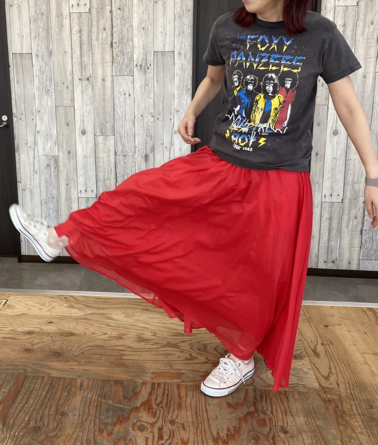 サマースカート レッドの着画