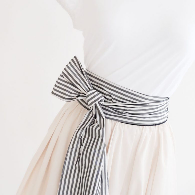 リボンベルトの片結びアレンジ