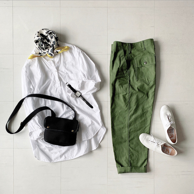 手持ちの服を上手に着まわすくぼさんのコーディネート提案は自分のためにたくさんお金を使えない30代、40代の方から支持を受けています。