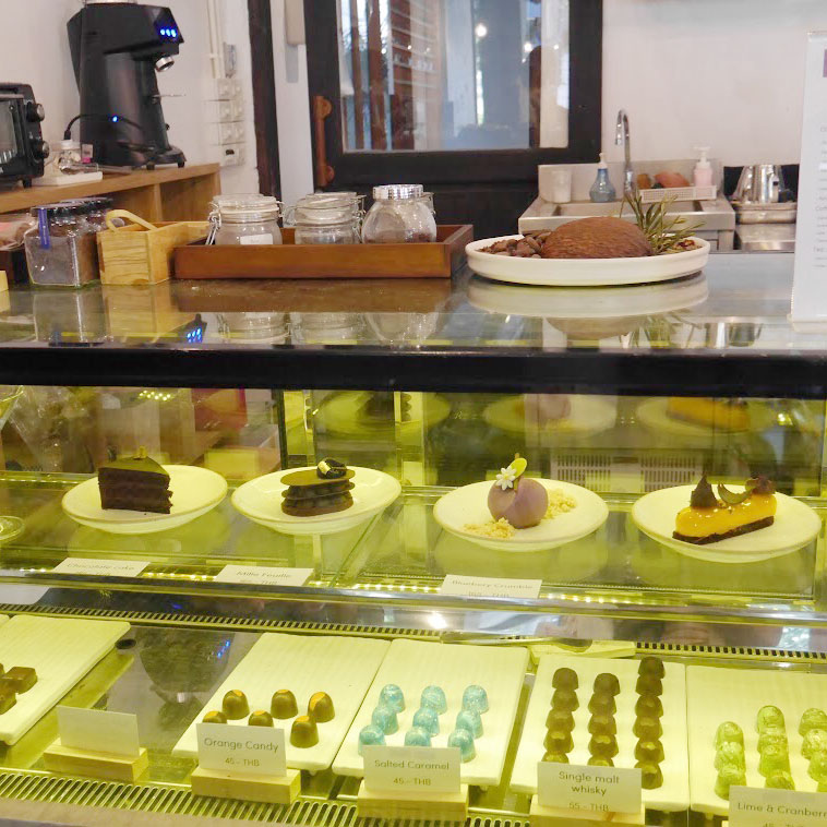 タイではカカオ生産も盛んになってきたためたくさんのチョコレートショップがあります
