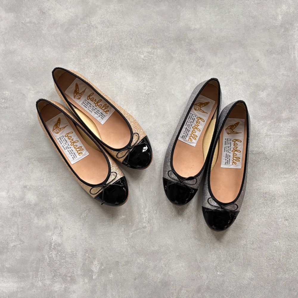 ファルファーレの2026年春の新作「INES(グリッター)」は人気投票によりシルバーとゴールドの販売が決まりました。